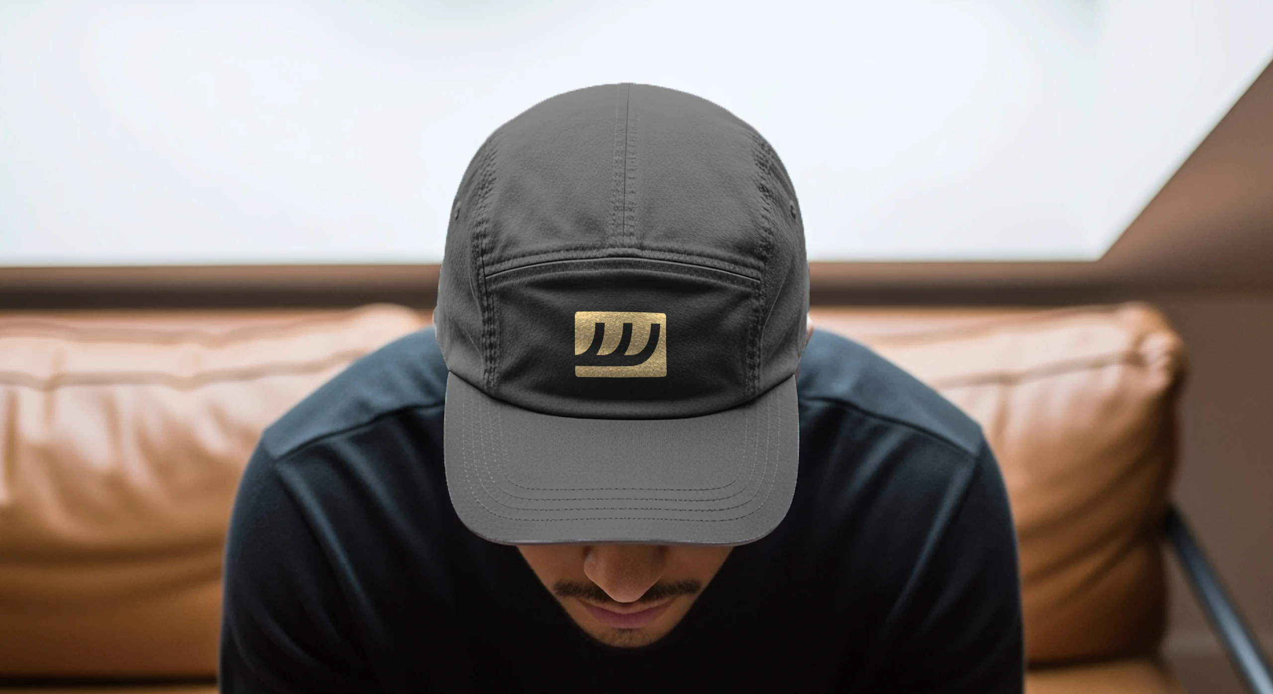 Cap with the Trusteo symbol